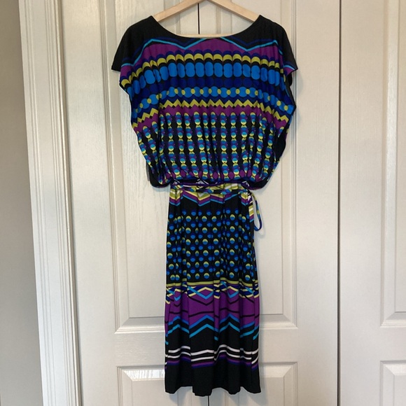 BNWT Olivia Matthews retro style midi dress. Size 6. - Picture 7 of 8
